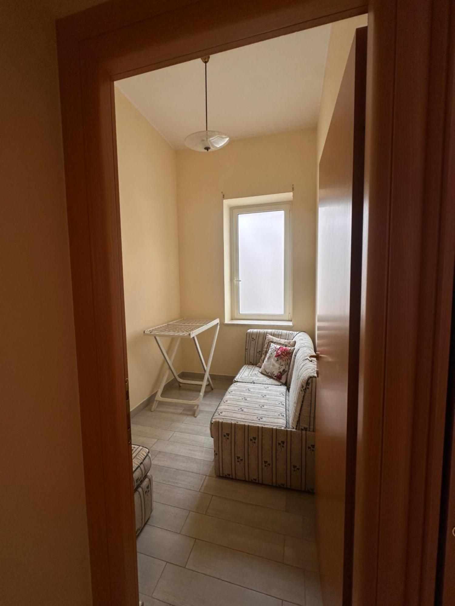 Civico 27 Apartment 폰디 외부 사진