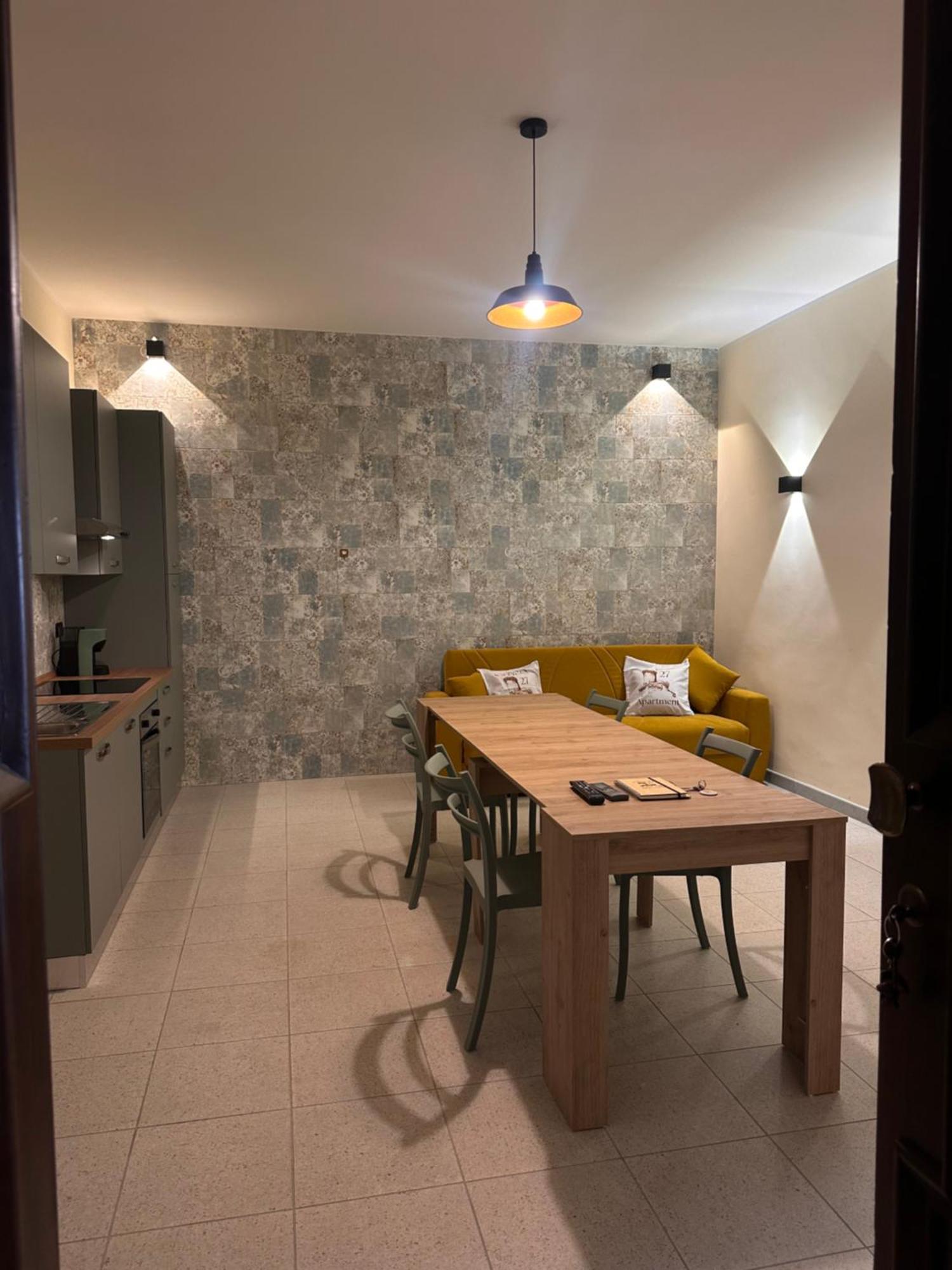 Civico 27 Apartment 폰디 외부 사진